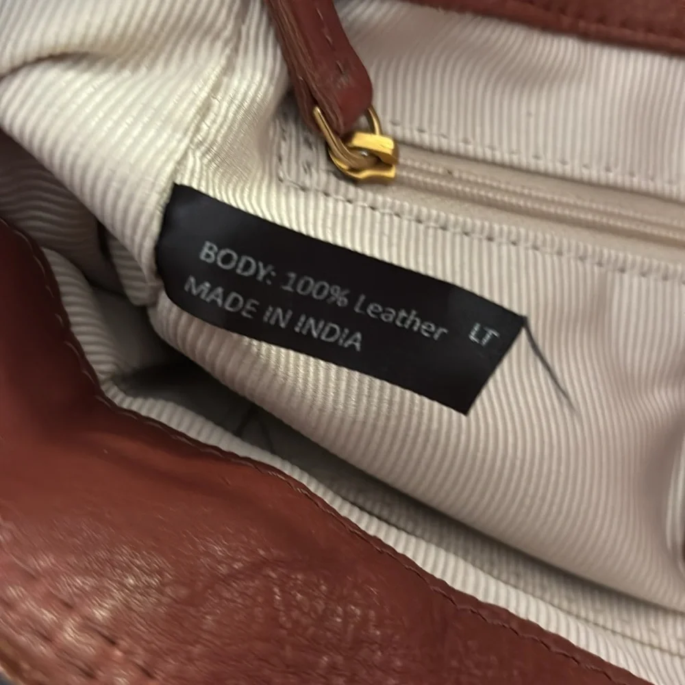 Margot Leather‎ Fiona Crossbody Tote. Brown leather - Picture 7 of 15